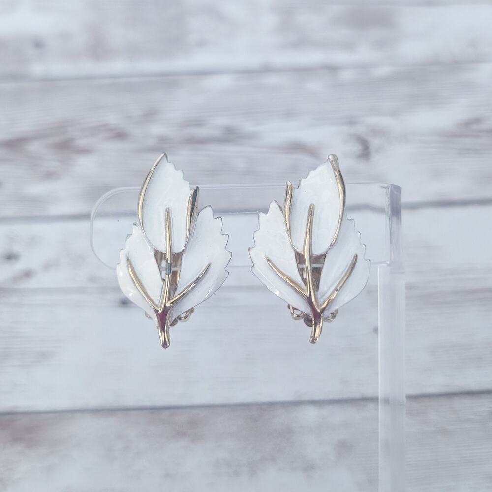 Vintage Clip On Earrings Large White & Gold Tone - Gold Tone Chipping